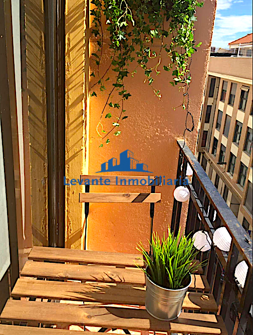 For sale of flat in Bonrepòs i Mirambell