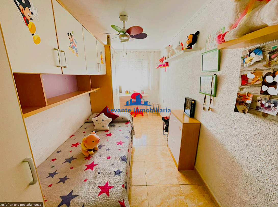 For sale of flat in Quart de Poblet