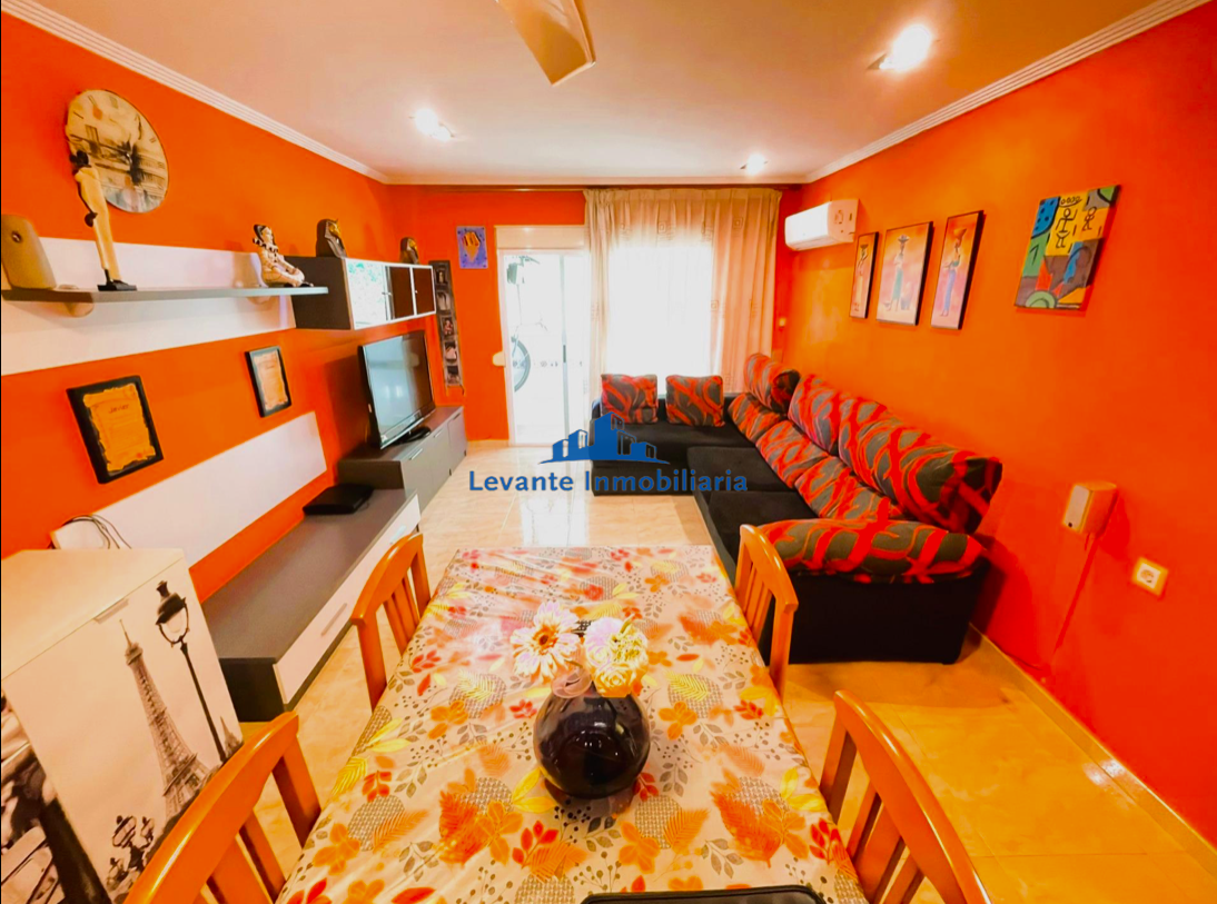 For sale of flat in Quart de Poblet