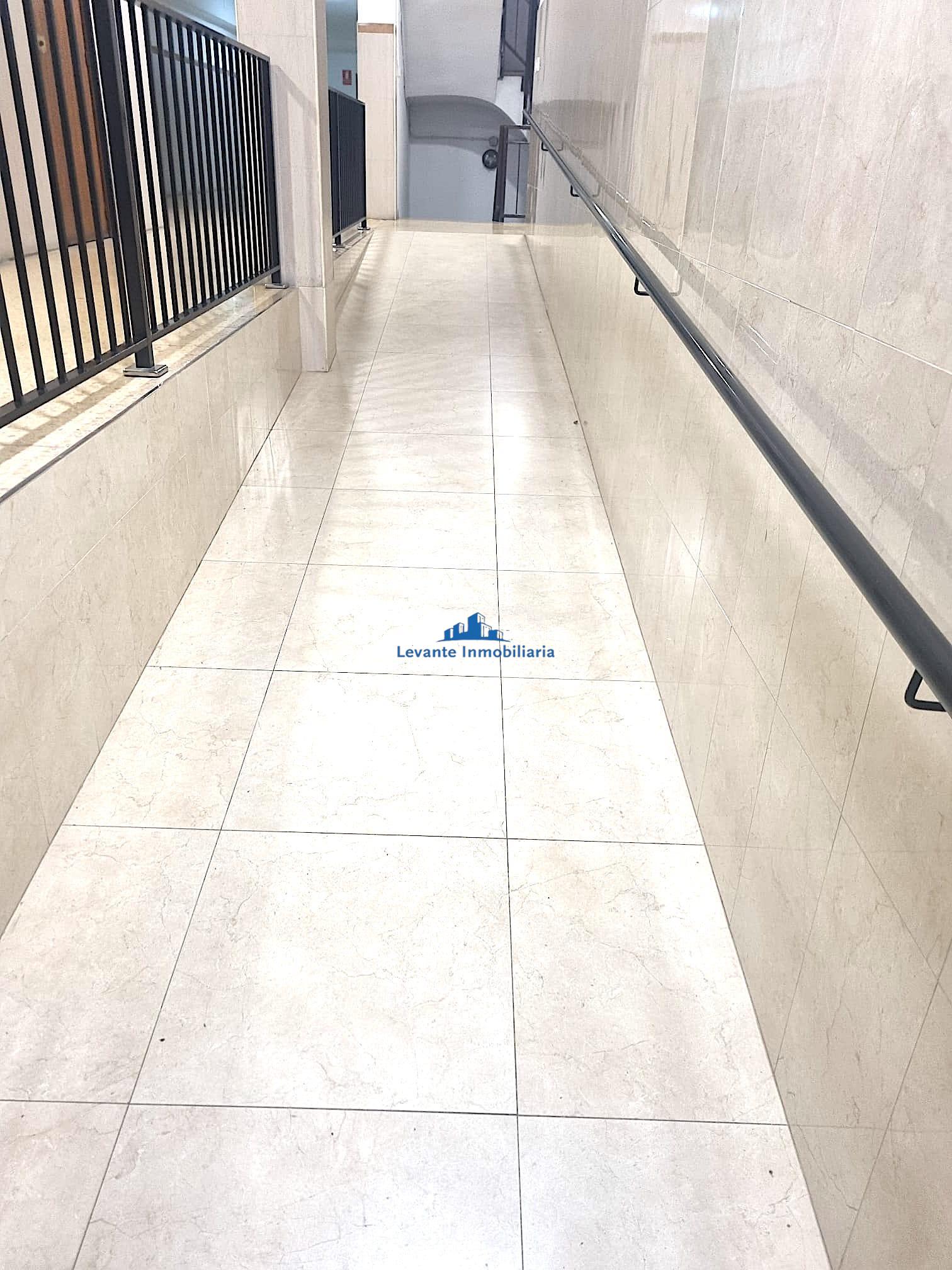 For sale of flat in Burjassot