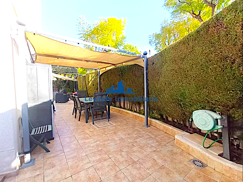 For sale of chalet in Picanya