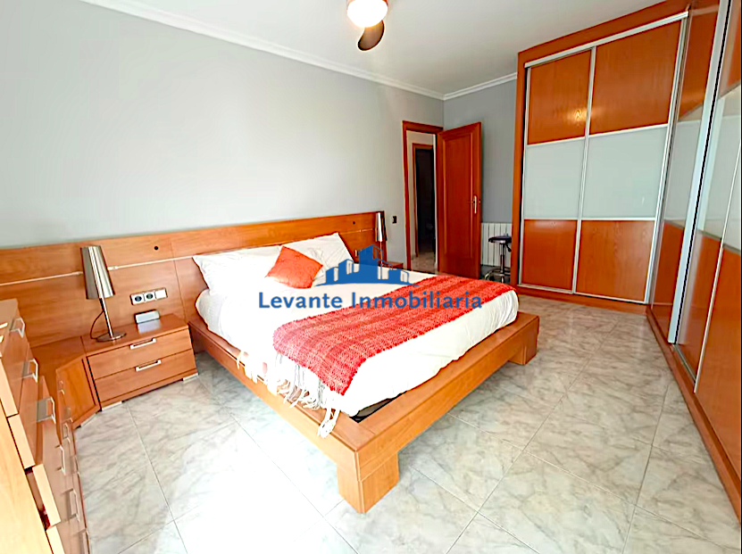 For sale of chalet in Picanya