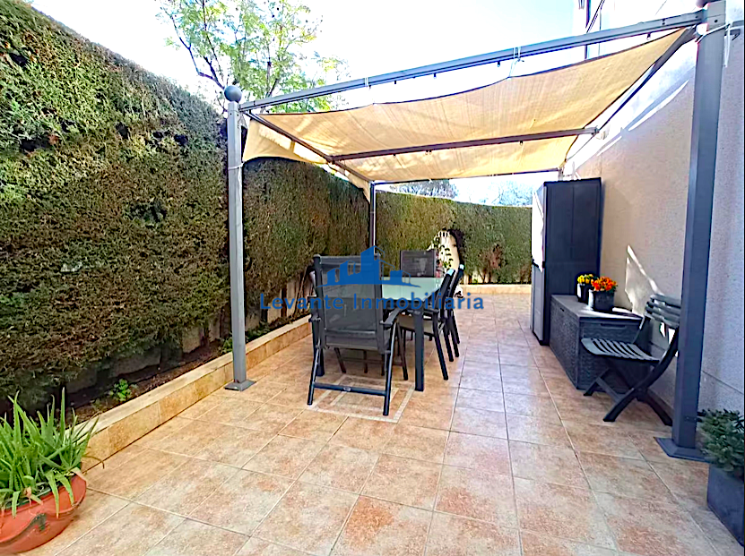 For sale of chalet in Picanya