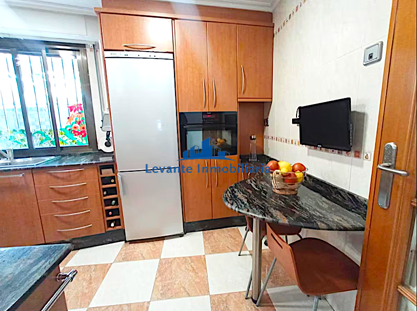 For sale of chalet in Picanya