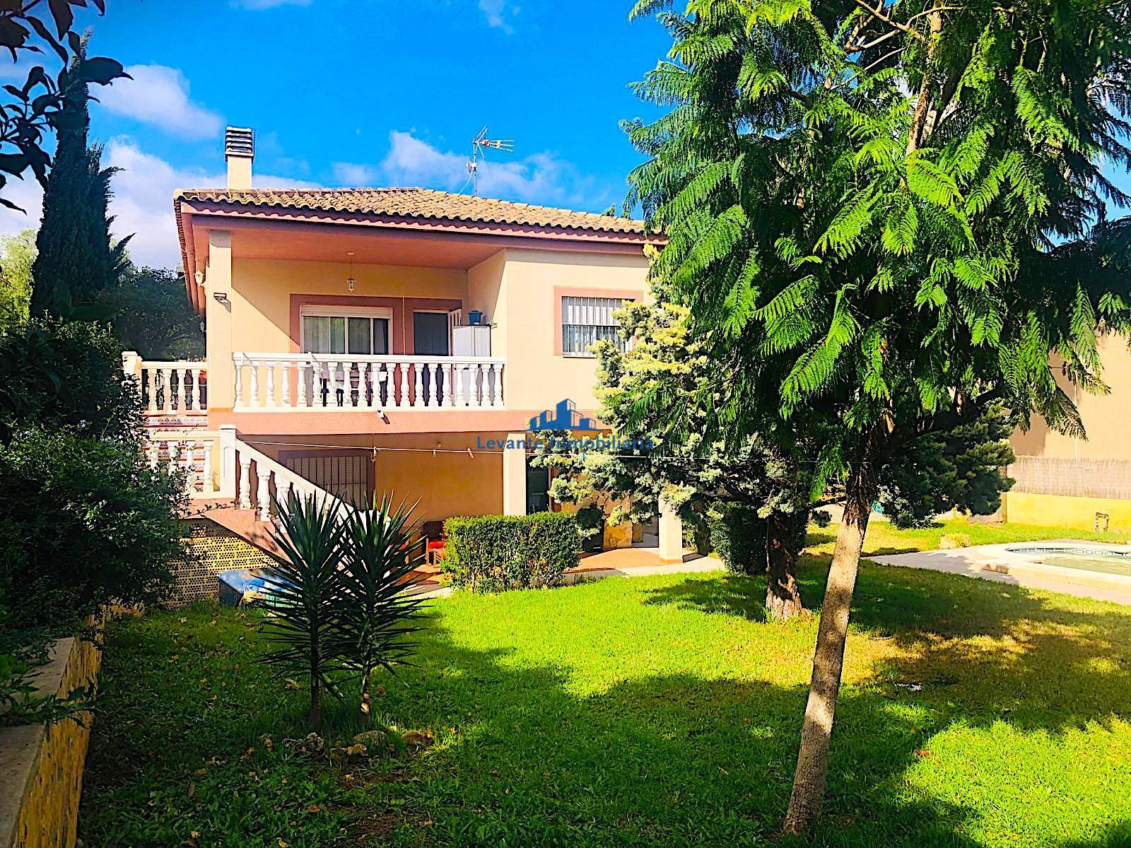 For sale of chalet in Turís