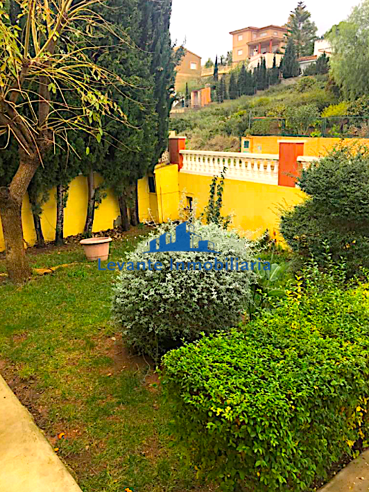 For sale of chalet in Turís