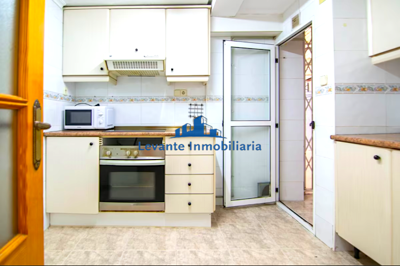 For sale of flat in Valencia