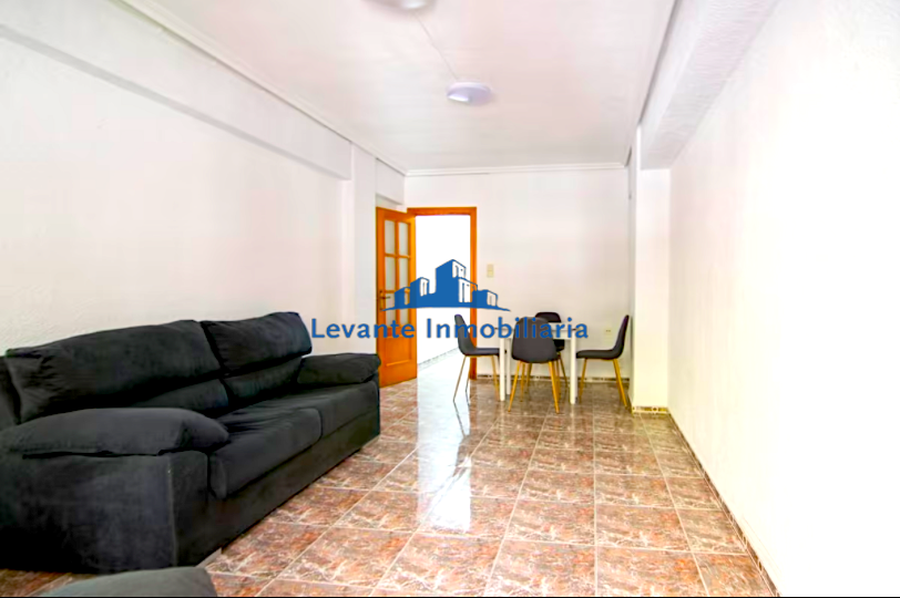 For sale of flat in Valencia