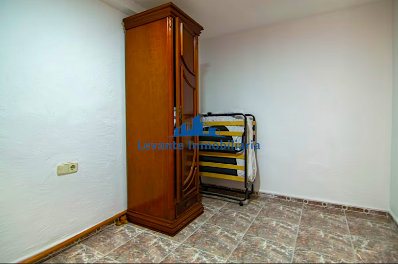 For sale of flat in Valencia