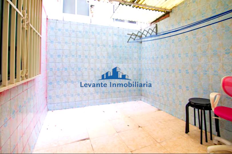 For sale of flat in Valencia