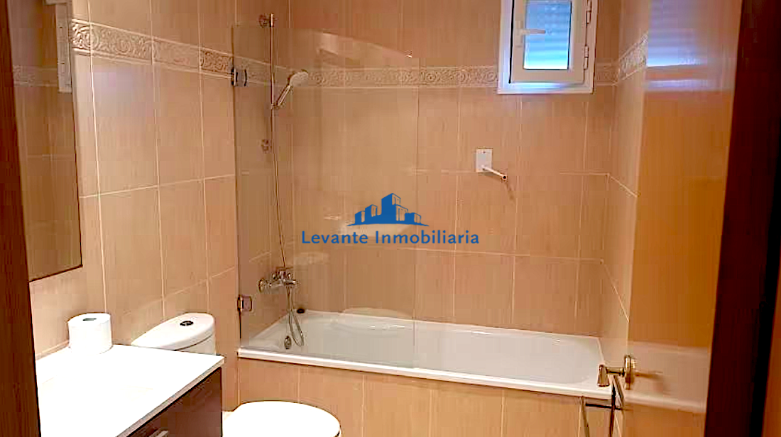 For sale of chalet in Chiva