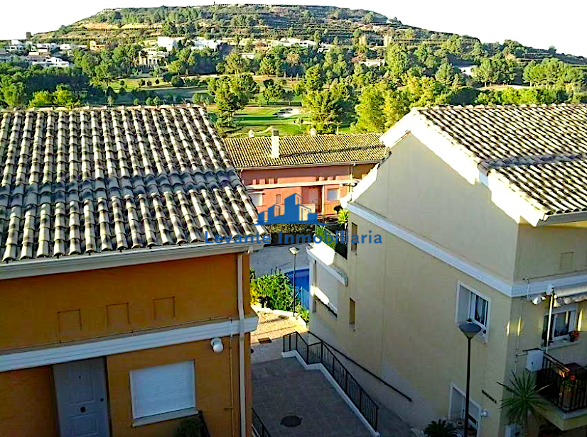 For sale of chalet in Chiva