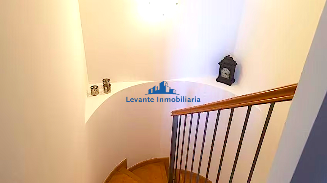 For sale of chalet in Chiva