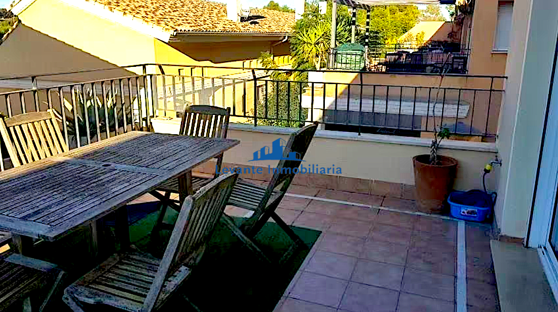 For sale of chalet in Chiva