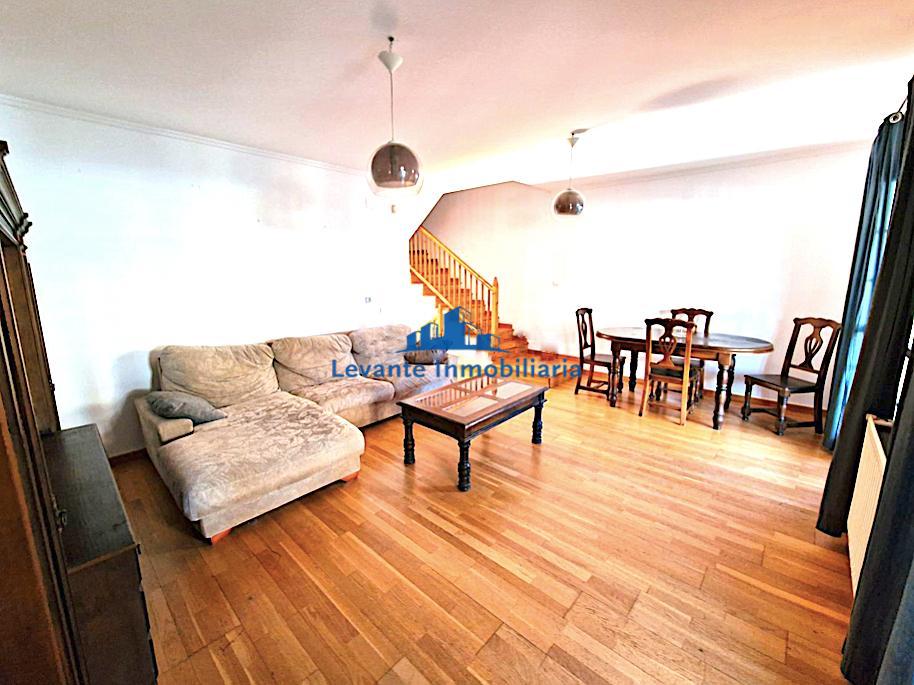 For sale of chalet in Riba-Roja de Túria