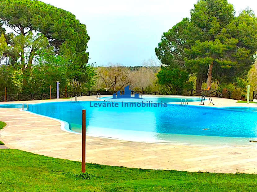 For sale of chalet in Riba-Roja de Túria