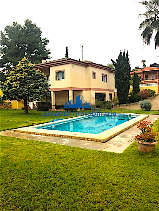 For sale of chalet in Turís