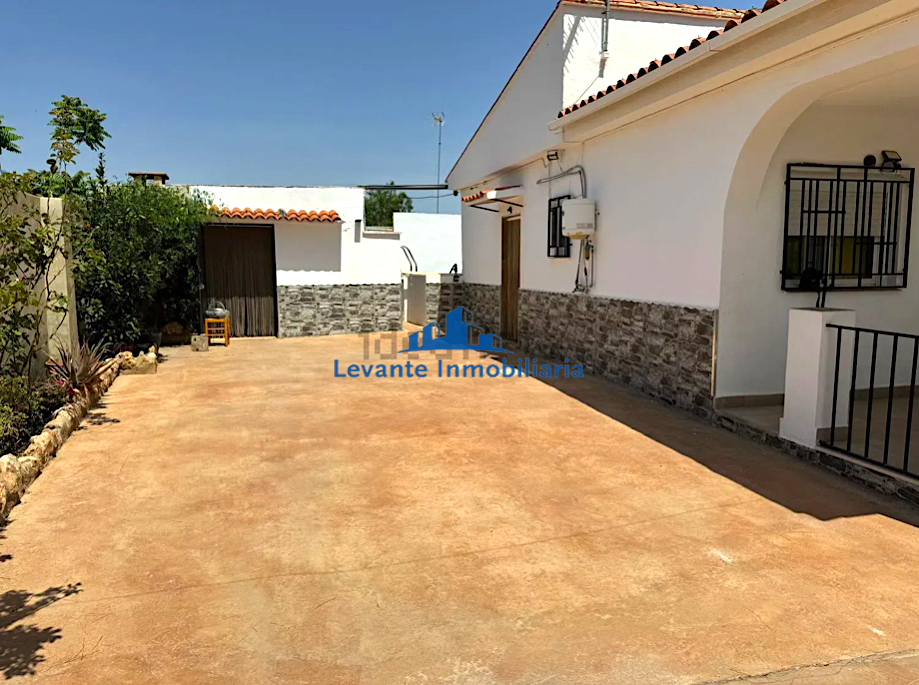 Venta de chalet en Villamarchante