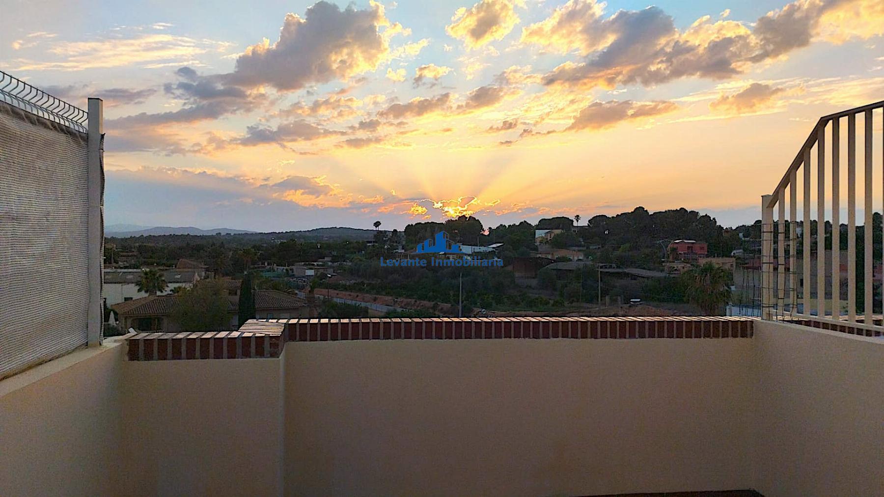 For sale of penthouse in Villamarchante