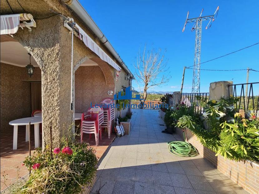 Venta de chalet en Villamarchante