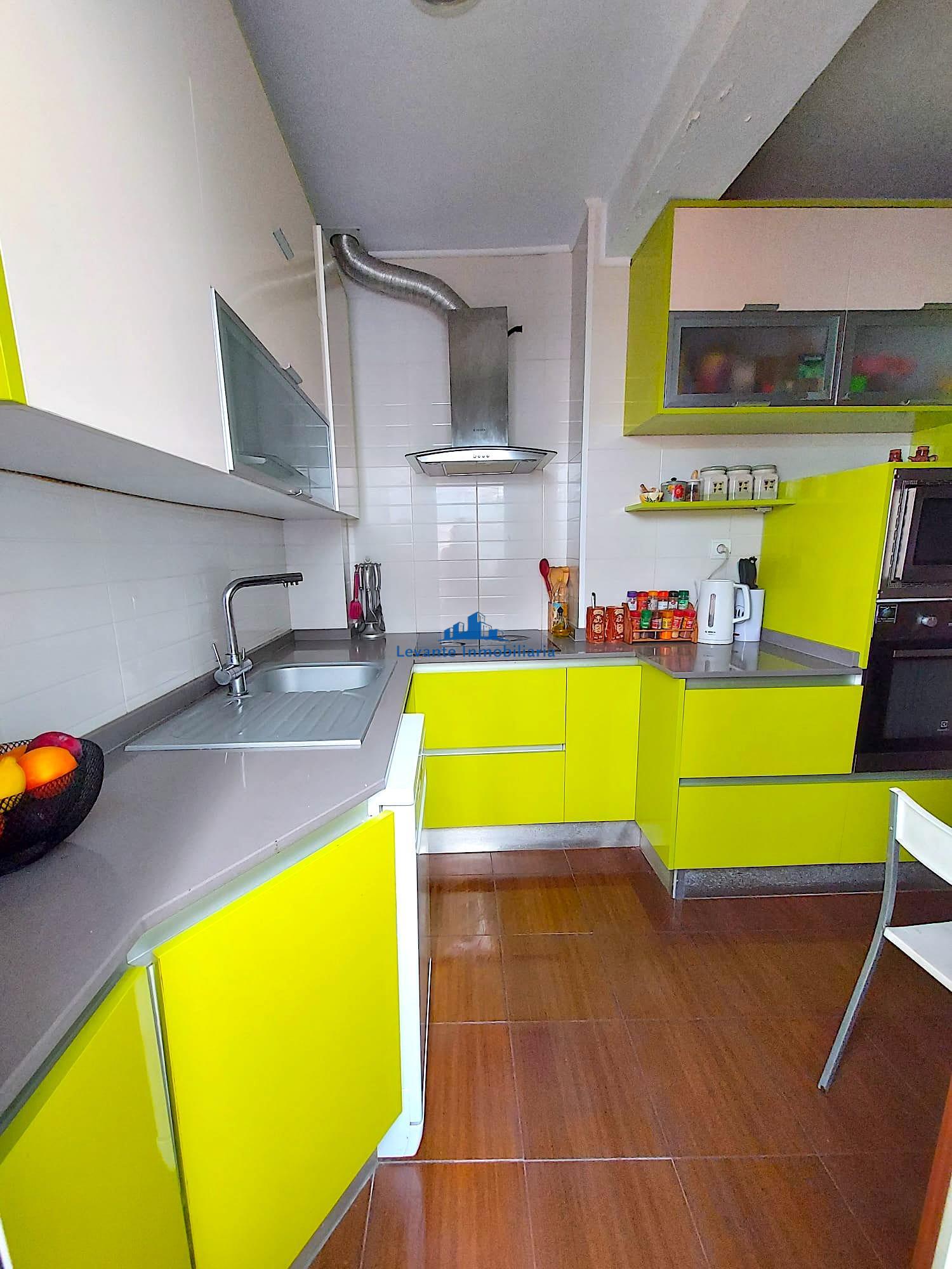 For sale of flat in Valencia
