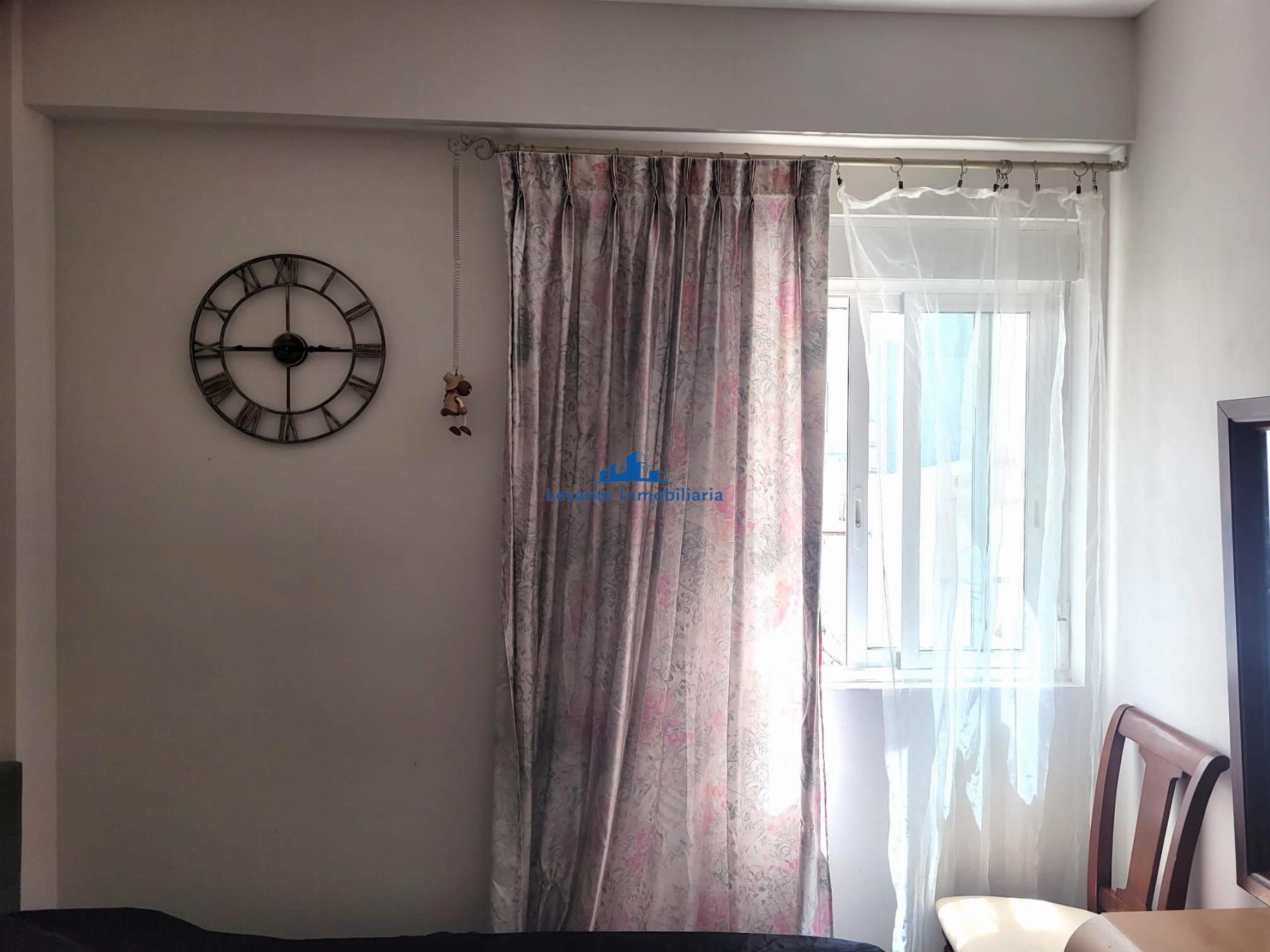 For sale of flat in Valencia