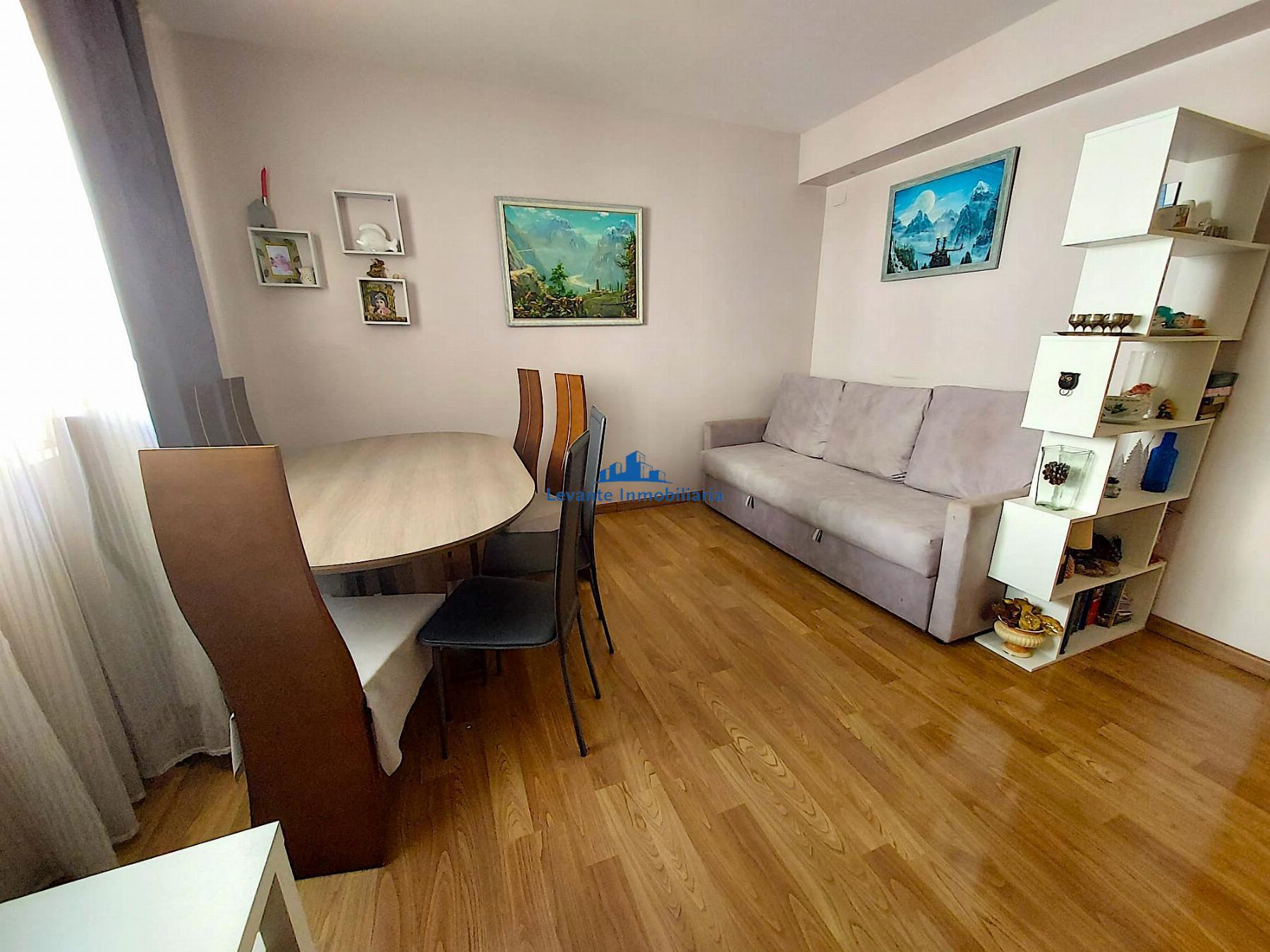 For sale of flat in Valencia