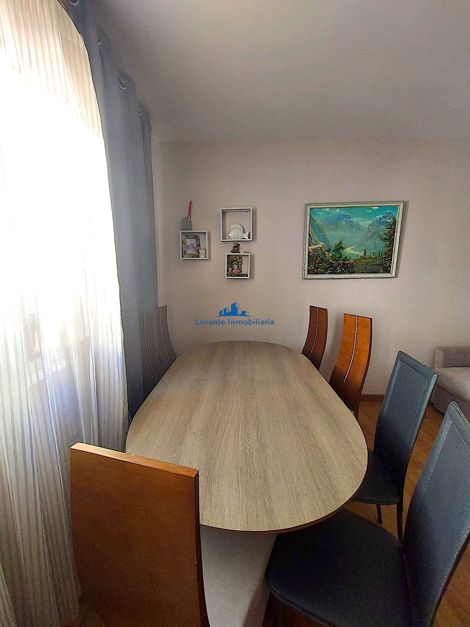 For sale of flat in Valencia