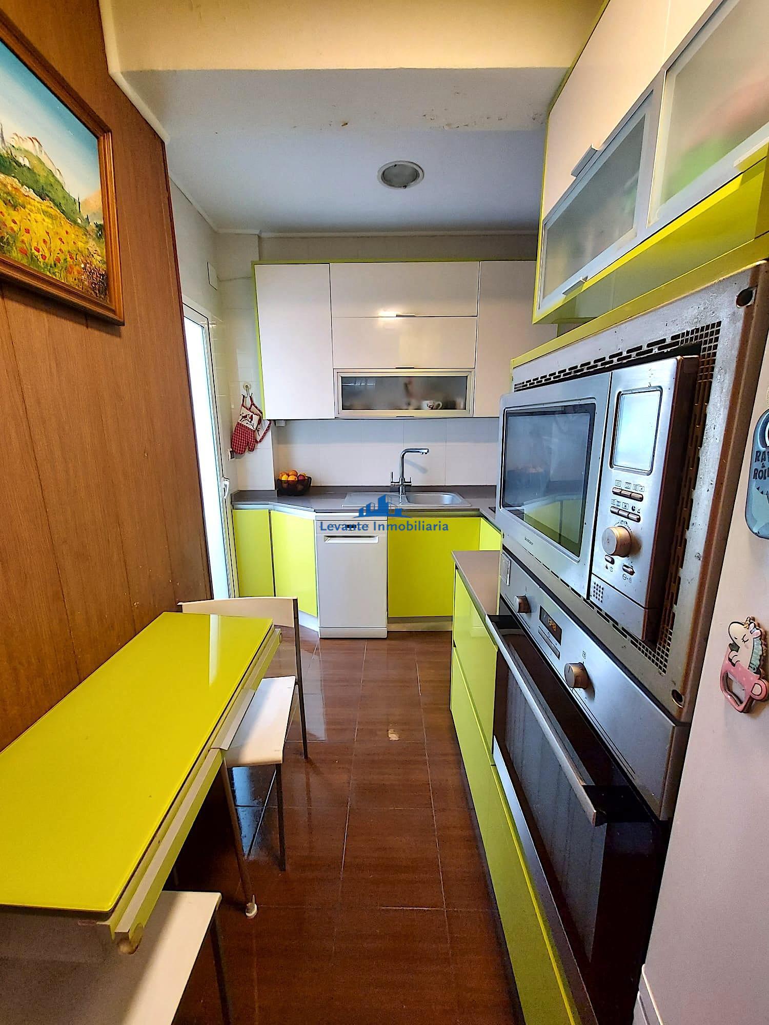 For sale of flat in Valencia