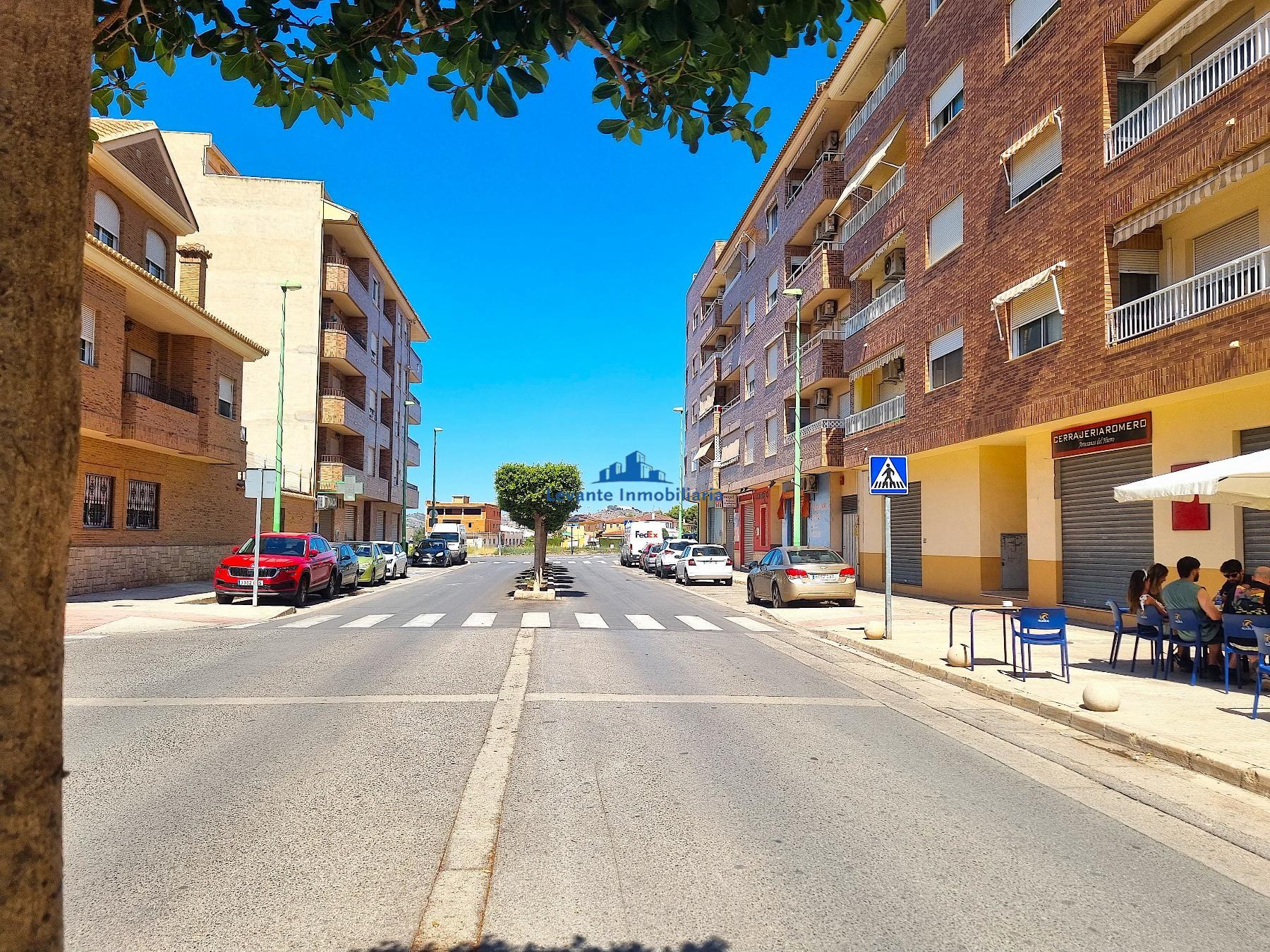 Venta de piso en La Pobla de Vallbona