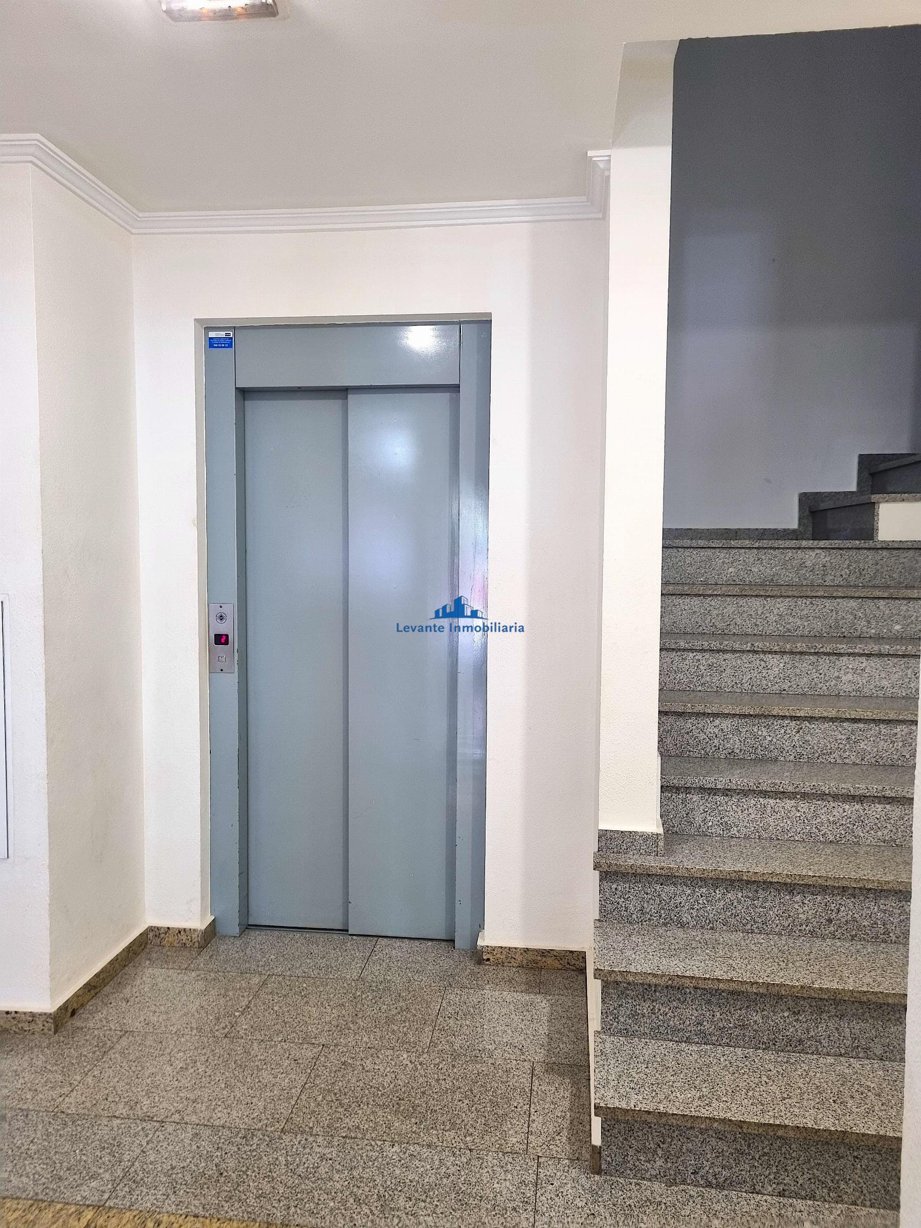 Venta de piso en La Pobla de Vallbona
