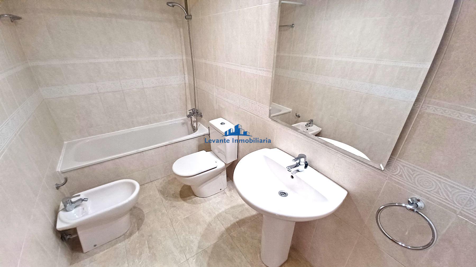 For rent of flat in Valencia