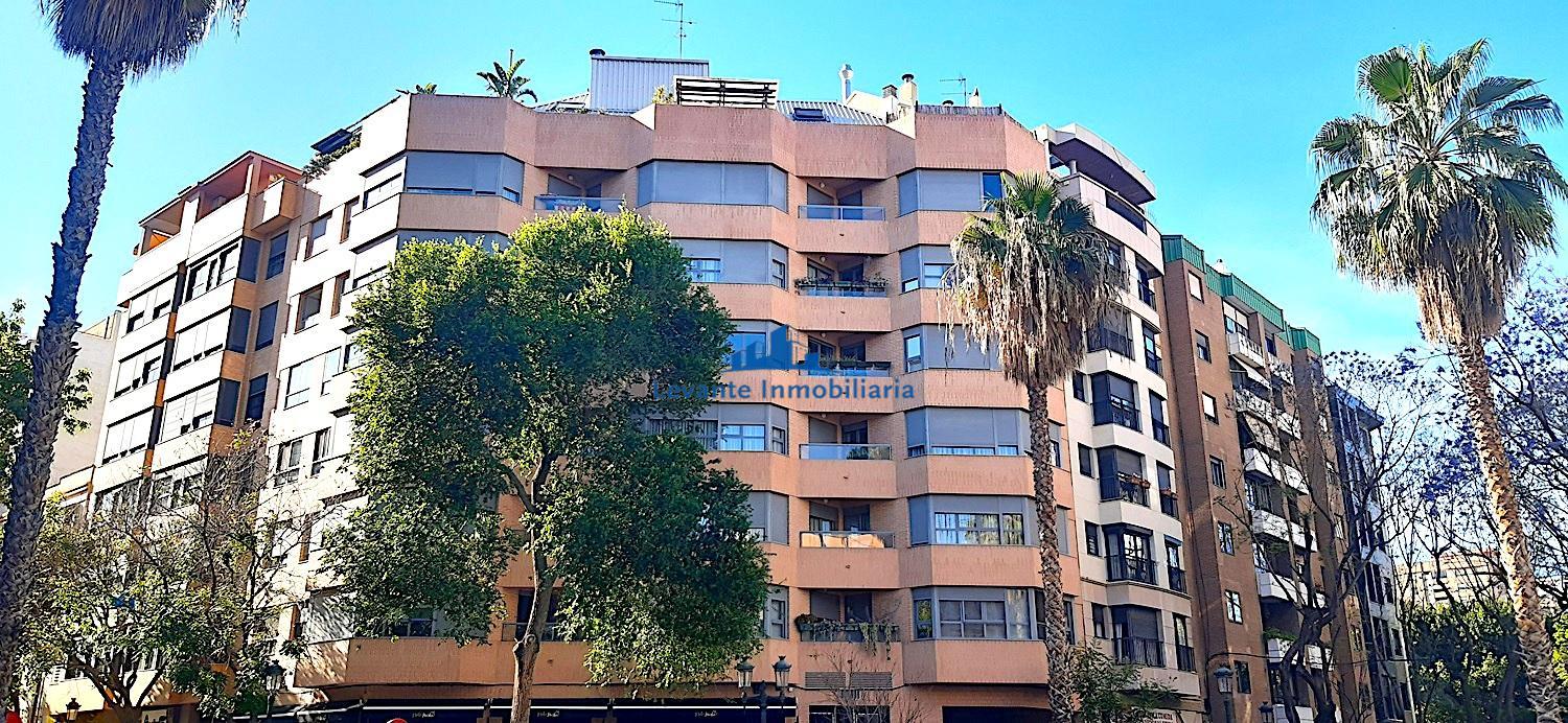 For rent of flat in Valencia