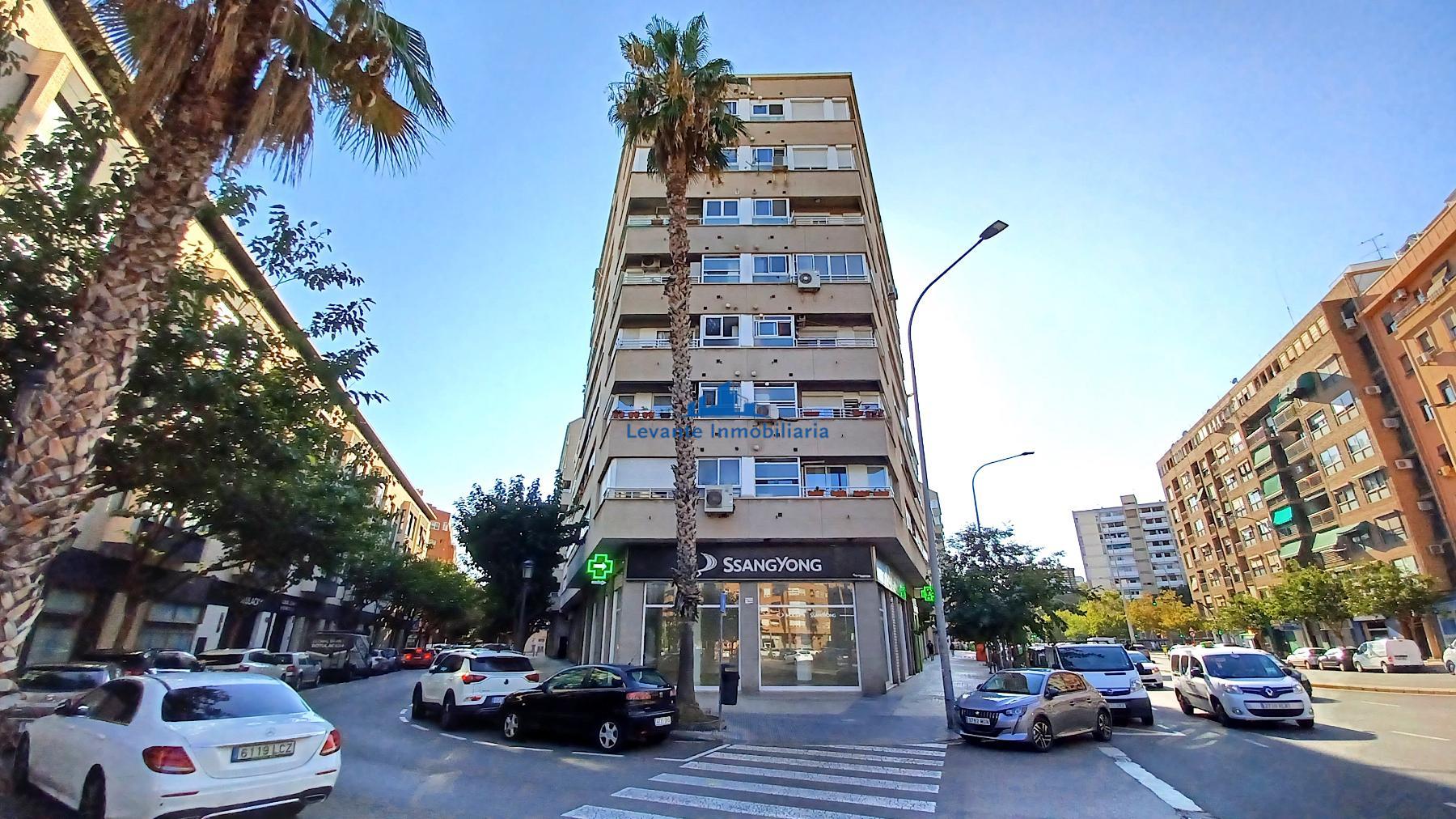 Alquiler de local comercial en Valencia