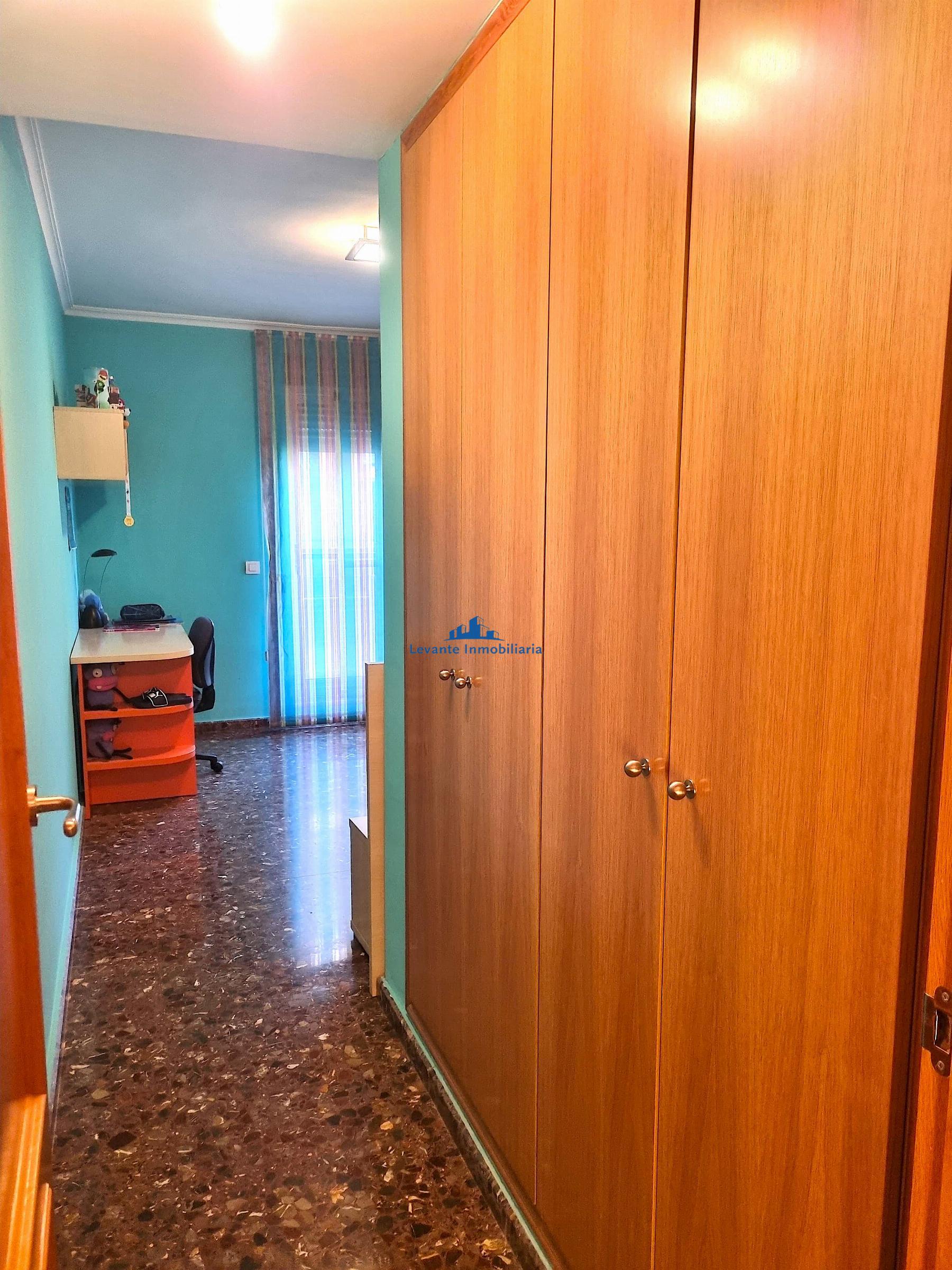 For sale of flat in Xirivella