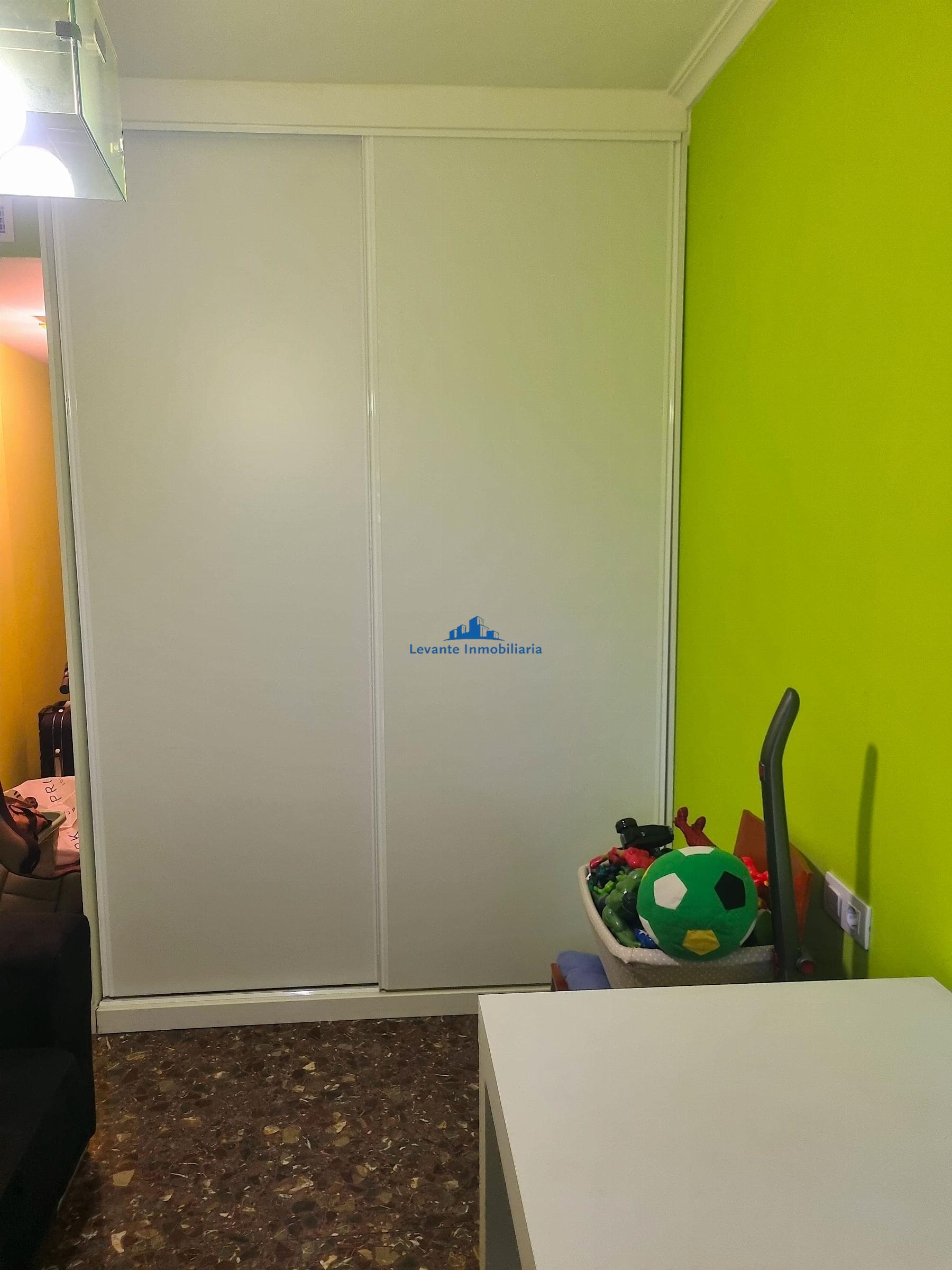 For sale of flat in Xirivella