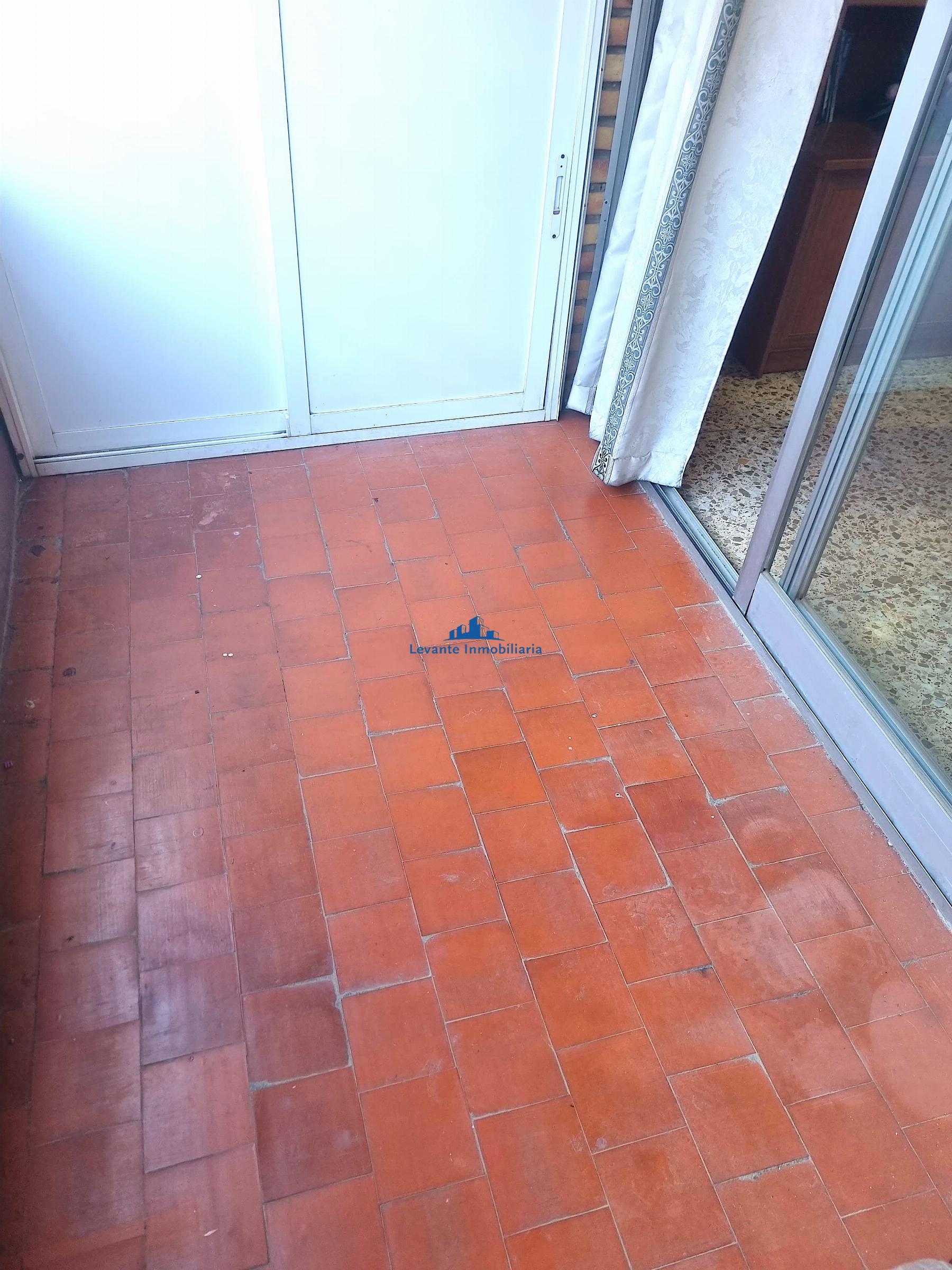 For sale of flat in Xirivella