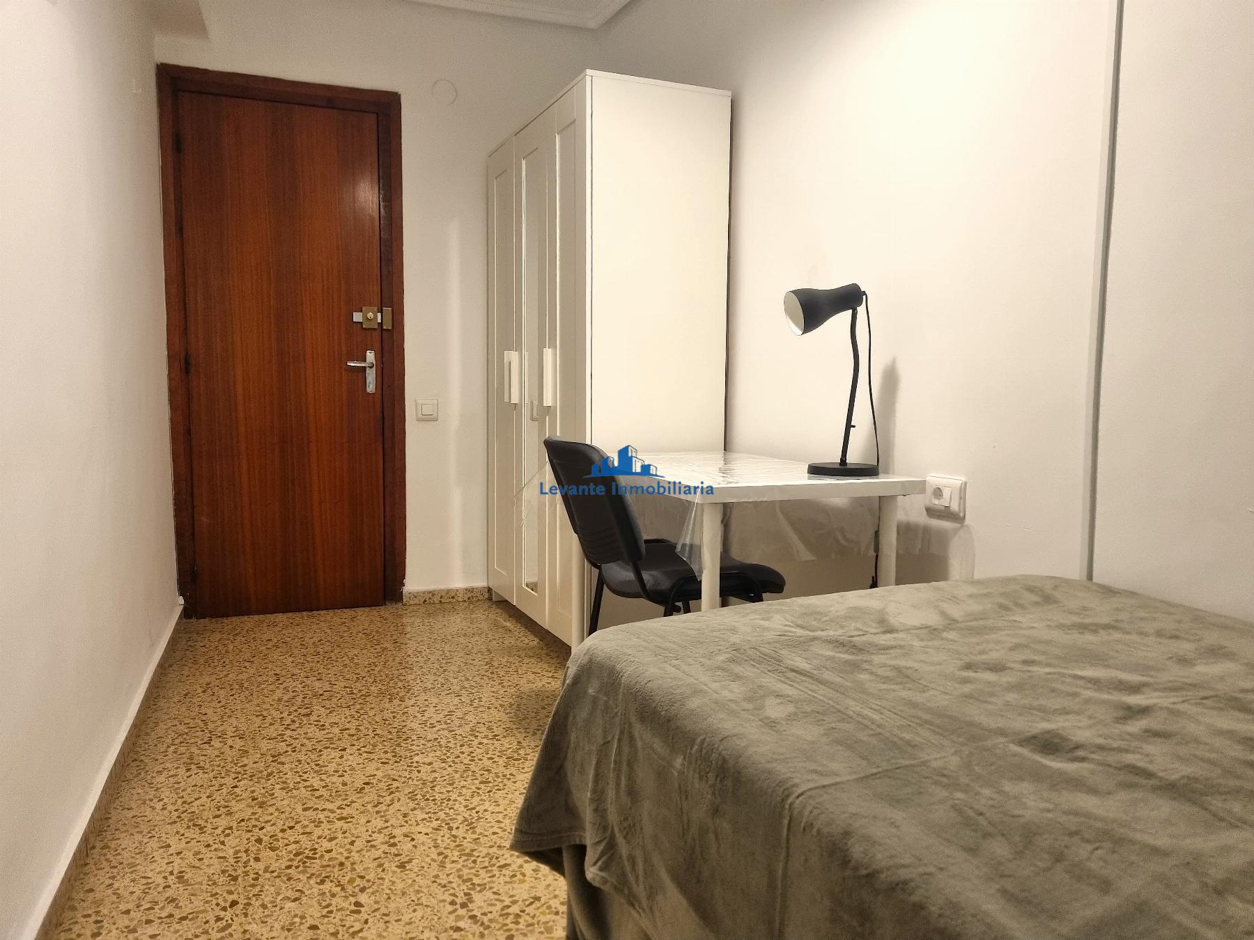 For rent of room in Xirivella