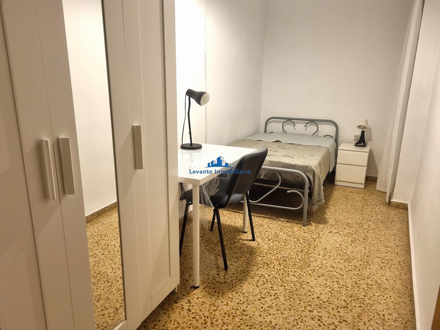 For rent of room in Xirivella