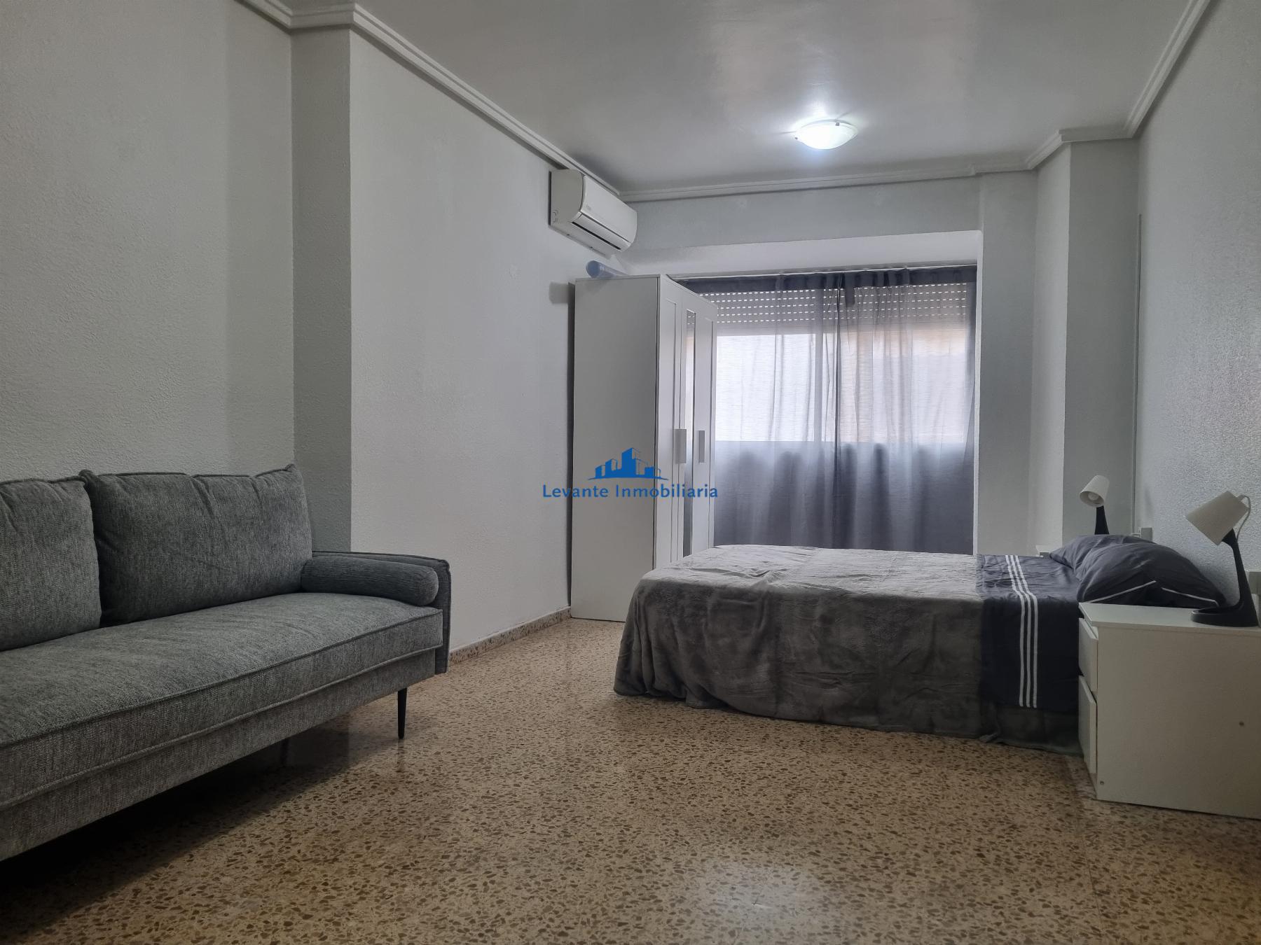 Alquiler de habitación en Xirivella