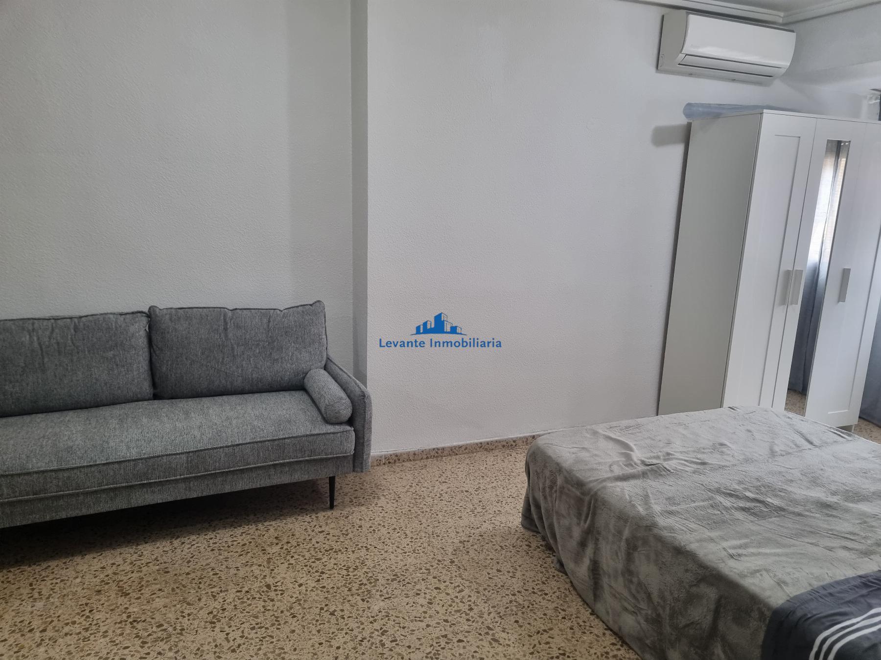 Alquiler de habitación en Xirivella
