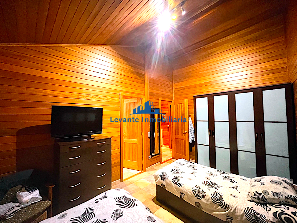 For sale of chalet in Cheste