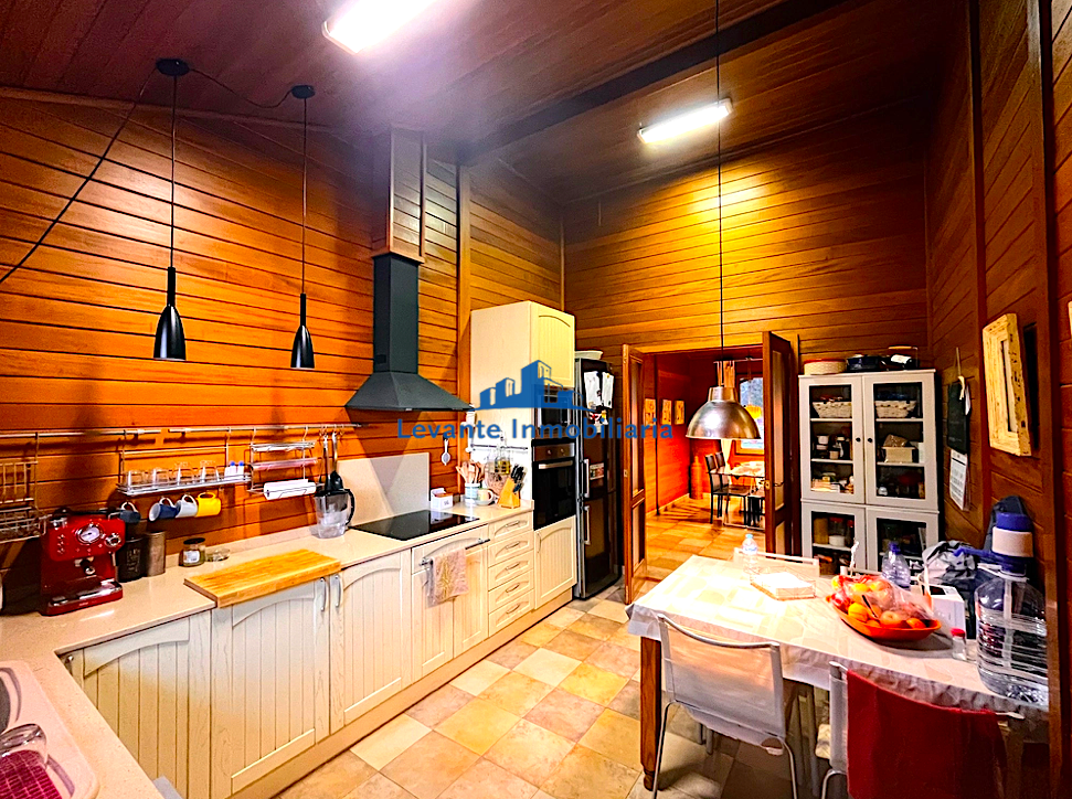 For sale of chalet in Cheste