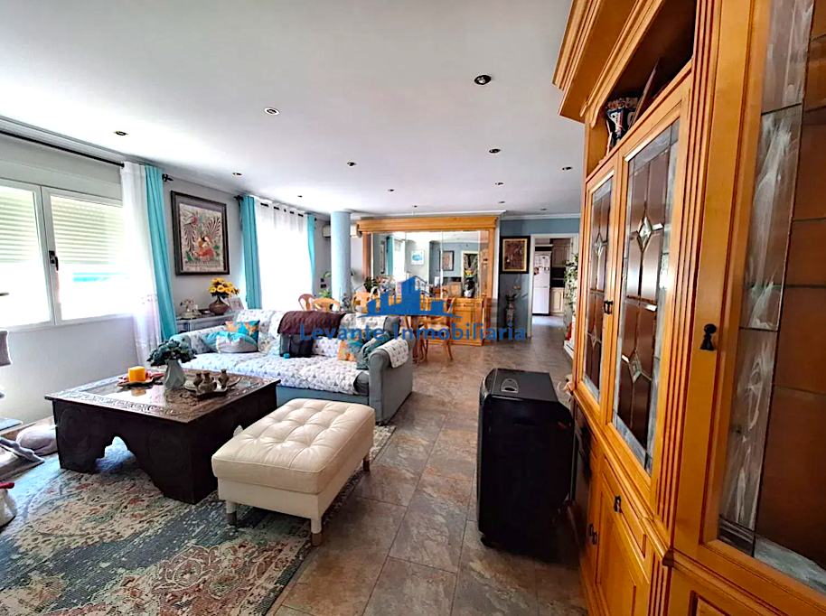 Venta de casa en Paterna
