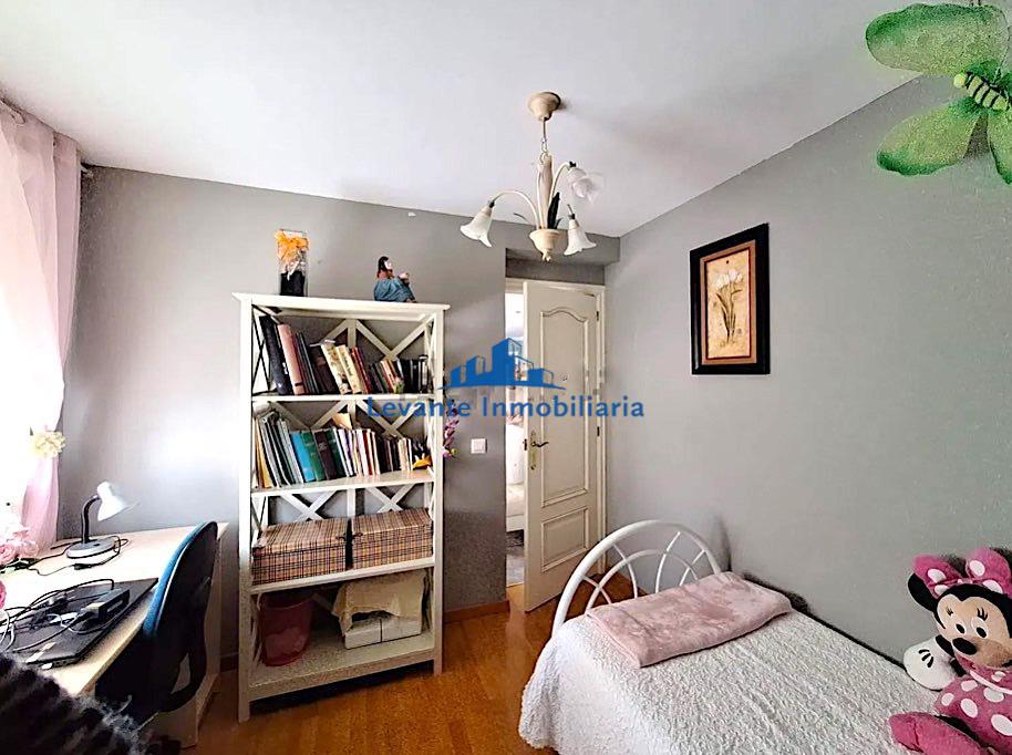 Venta de casa en Paterna