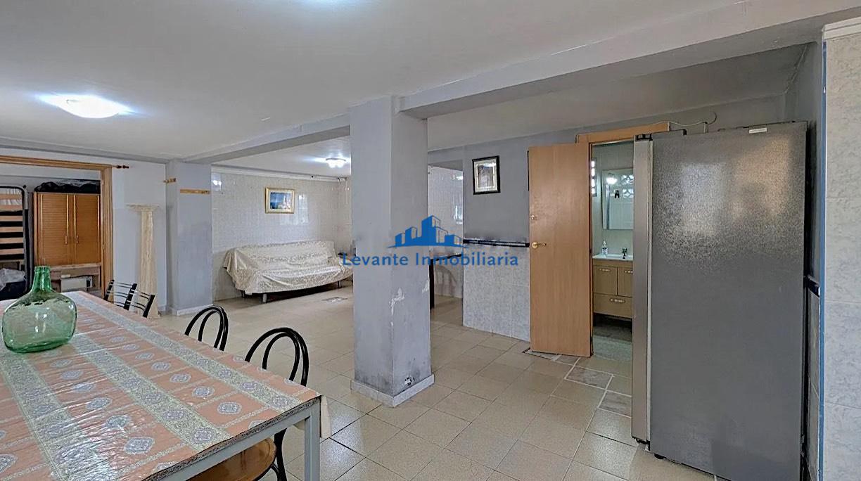 For sale of house in Torrent