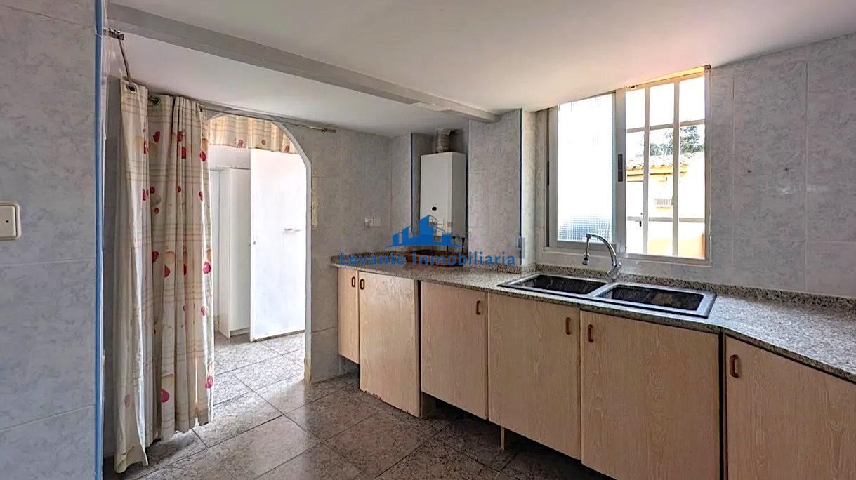 For sale of house in Torrent
