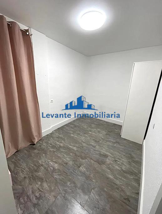 For sale of flat in Paiporta