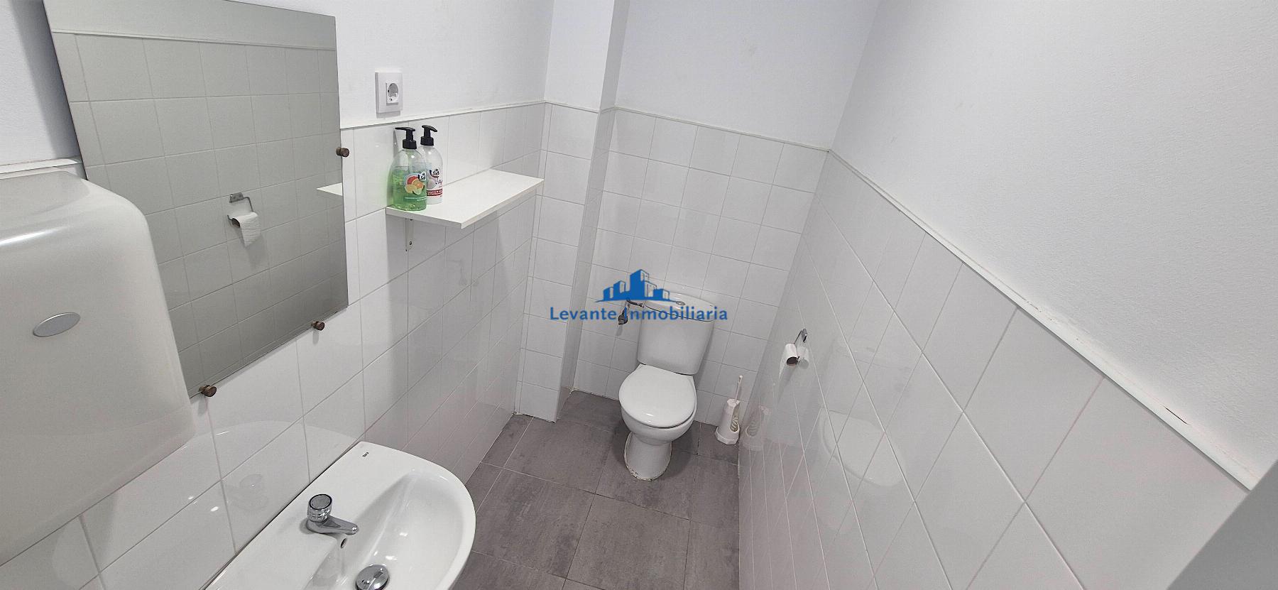 Alquiler de local en Valencia