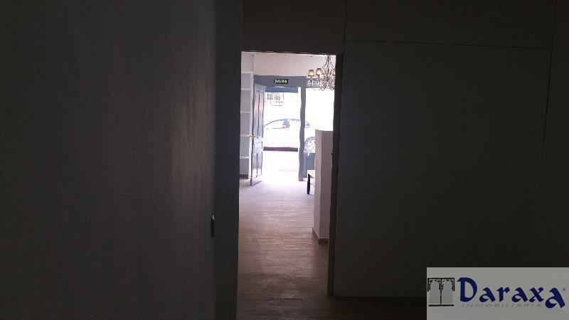 For rent of commercial in Granada